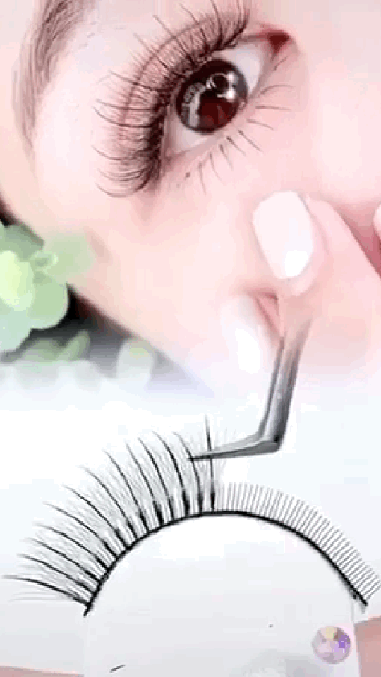 Pinneacle - 1200 Fans - 5D Wispy Premade Fans - Premade Spike + Volume Fans For Professional Eyelash Extensions (0.07-5D)